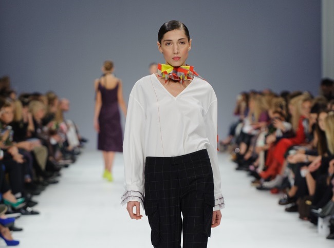 Назад в 90-е: модные тренды сезона весна/лето-2017 от украинских дизайнеров. Часть вторая